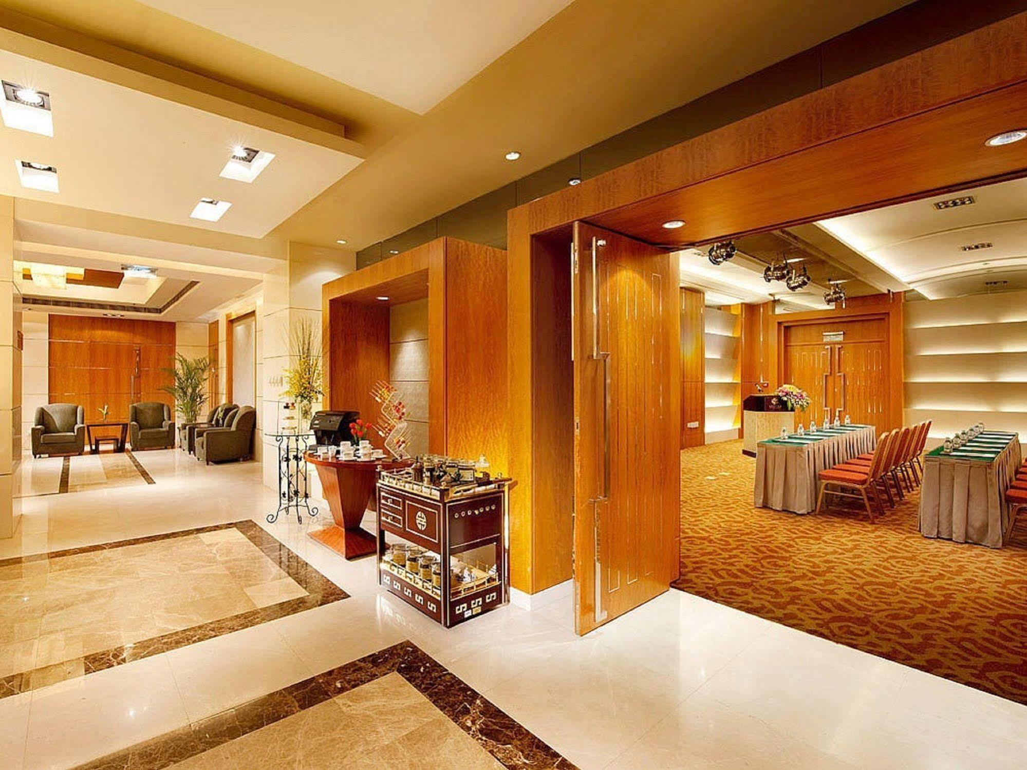 Sunworld Dynasty Wangfujing Peking